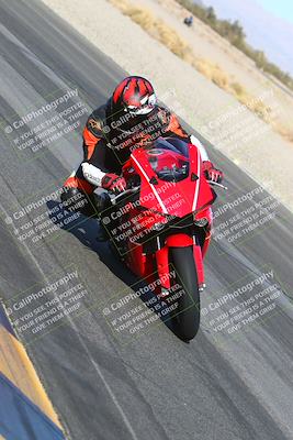 media/Jan-13-2024-SoCal Trackdays (Sat) [[9c032fe5aa]]/Turn 14 Inside (150pm)/